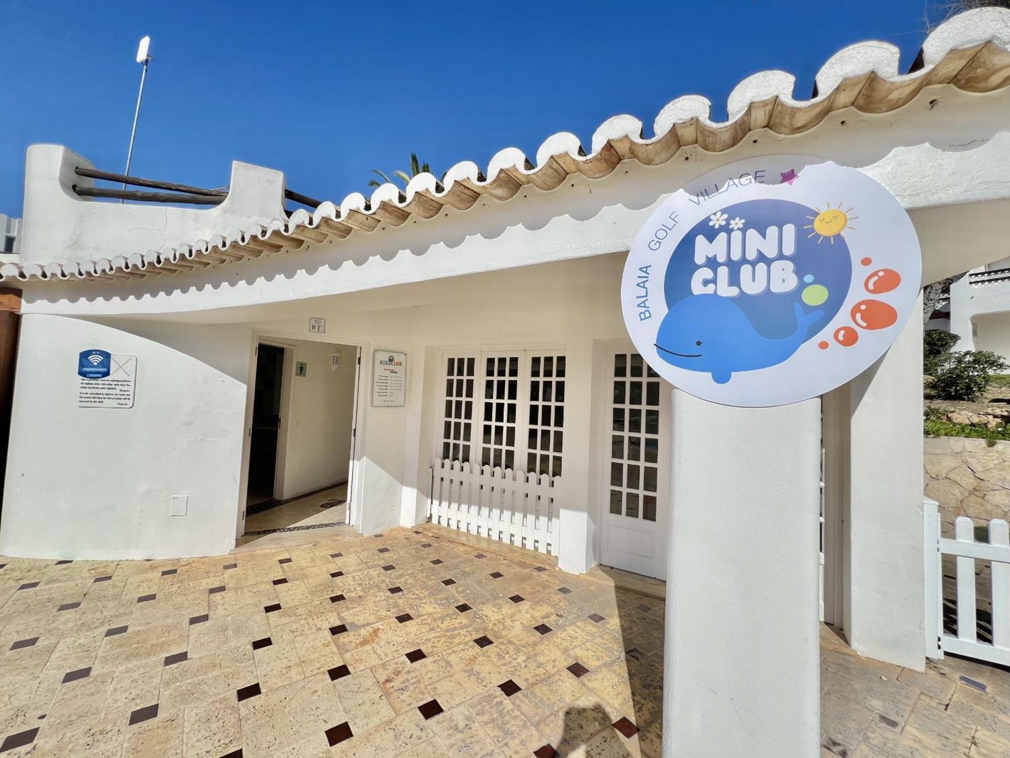 Albufeira Balaia Golf Vilage 4 With Pool By Homing Exteriör bild